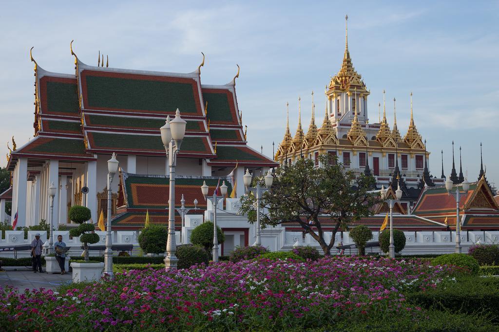 Thanabhumi Bangkok Exterior foto